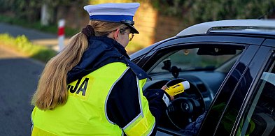Trzeźwy poranek w powiecie chełmińskim - troje kierowców i rowerzysta wpadli...-95794