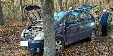 Dwie osoby trafiły do szpitala po wypadku w Raciniewie-97103