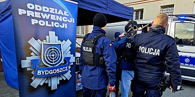 Dzień otwarty w KPP w Chełmnie z udziałem uczniów „mundurówki"-97682