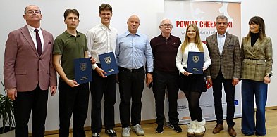 Poznajcie młodych stypendystów Powiatu Chełmińskiego!-98433