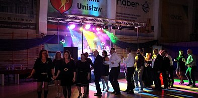 Wieczór pełen tańca i wspólnej zabawy