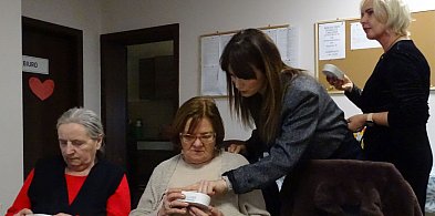 Czujki czadu dla seniorów z Domu Pomocy w Chełmnie