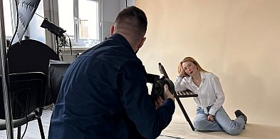To była interesująca sesja fotograficzna kobiecego piękna