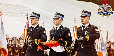 Strażacy uczcili Dzień Flagi Rzeczypospolitej Polskiej