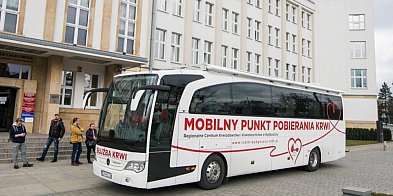 W czwartek oddajemy krew-96330