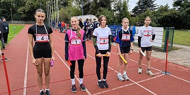 Rekordowa liczba uczestników. 156 uczniów biegło w powiatowych zawodach!-96369