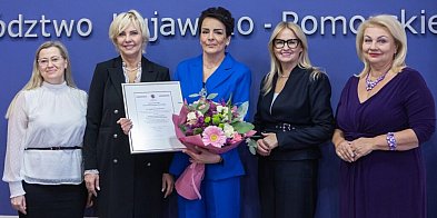 Najlepsza terapeutka zajęciowa nagrodzona-96734