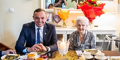 Sto lat pani Zofii Barańskiej-97307