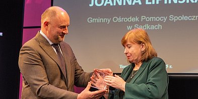 Na co dzień w służbie drugiemu człowiekowi-97935