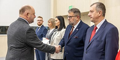 Urzędnicy złożyli ślubowanie-98235