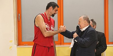 Dzisiaj rusza Memoriał Orzecha w Koszykówce [PLAN GIER]-99001