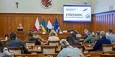 Dyktando w Urzędzie Marszałkowskim po raz jedenasty