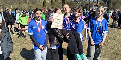 Wielkie drużynowe biegi przełajowe! Brawa dla wszystkich zawodników