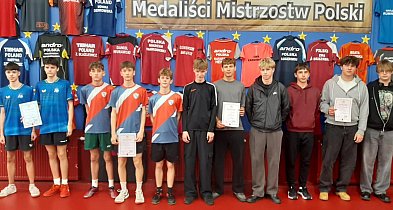 Drużyny I LO Chełmno wygrywają półfinały wojewódzkie-97058