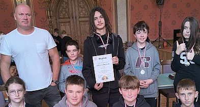 Złoto i srebro SP 2 Chełmno w powiatowych szachach-97061