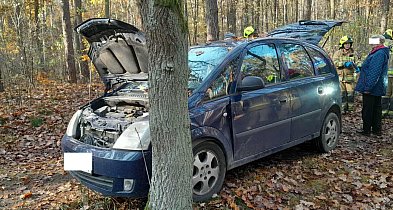 Dwie osoby trafiły do szpitala po wypadku w Raciniewie-97103
