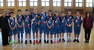 SP 1 Chełmno wygrywa szkolny Memoriał ORZECHA w Koszykówce-99172