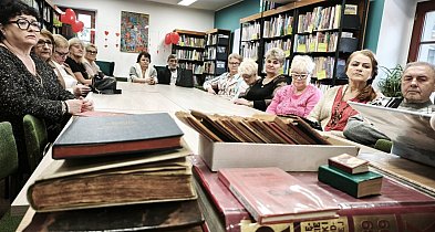 Odwiedziny seniorów w chełmińskiej bibliotece