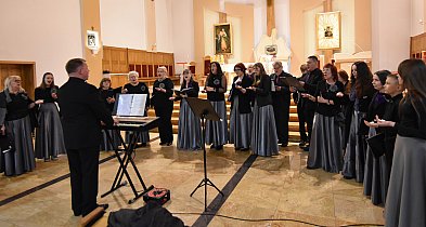 Wieczór pasyjnej zadumy w parafii Świętego Józefa