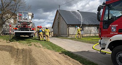 Piekło pod dachem – dramatyczna walka z pożarem w Malankowie