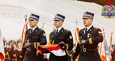 Strażacy uczcili Dzień Flagi Rzeczypospolitej Polskiej