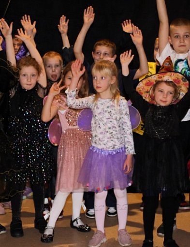 Za nami Kostiumowy Bal Andrzejkowy-98037