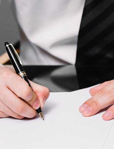 Zaświadczenia stażowe ZUS bez odręcznego lub elektronicznego podpisu są ważne-99556