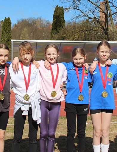 Przełaje w Parku Słowackiego w Chełmnie Rywalizowało 100 uczniów