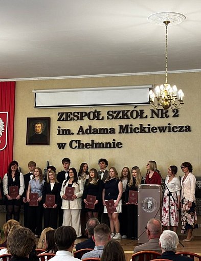 Pożegnanie absolwentów  Zespołu Szkół nr 2 w Chełmnie