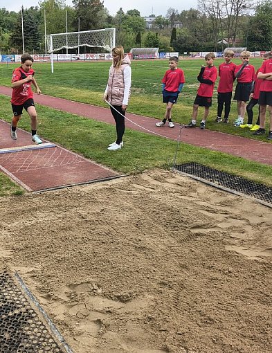 Powiatowe zawody w czwórboju lekkoatletycznym - Igrzyska Dzieci