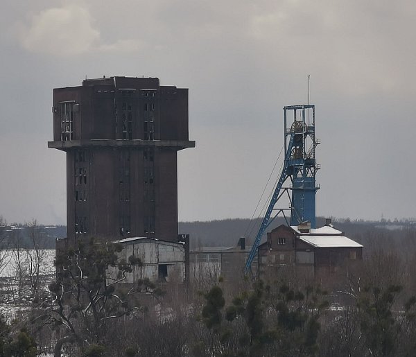 Pięcioletnie urlopy i nawet 170 tys. zł odprawy. Zmiany dla dużej grupy-95463
