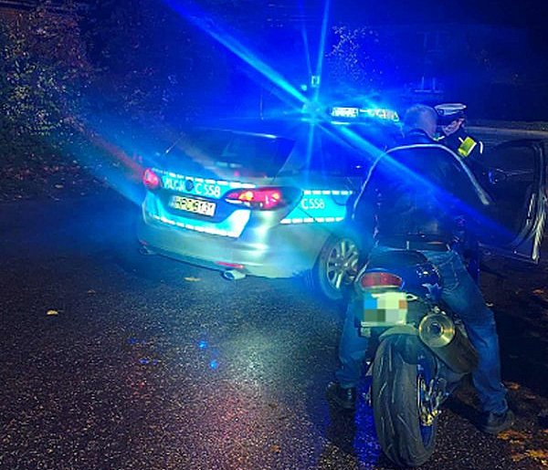 Od 13 lat bez ważnego przeglądu: 43-latek uciekał przed policją-96666