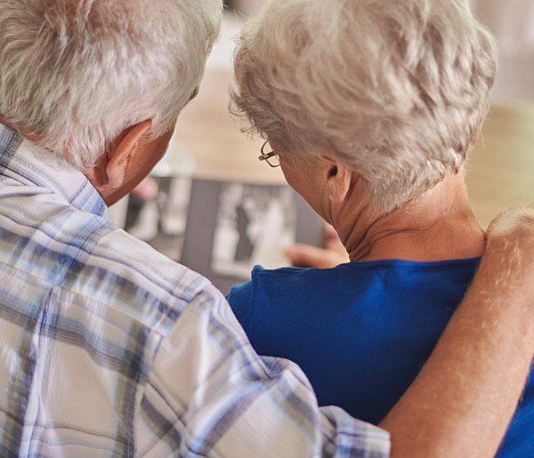 Seniorzy mają powód do radości. Projekt „Godna emerytura” trafił do Sejmu-96973
