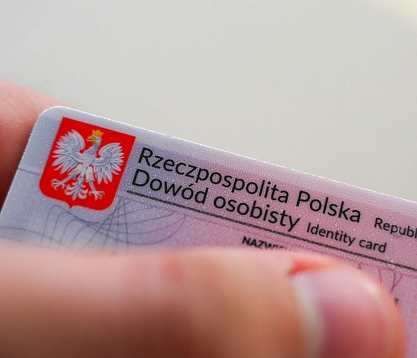 Nie musisz już biec do fotografa. Zdjęcie do dokumentów zrobisz w domu-98638