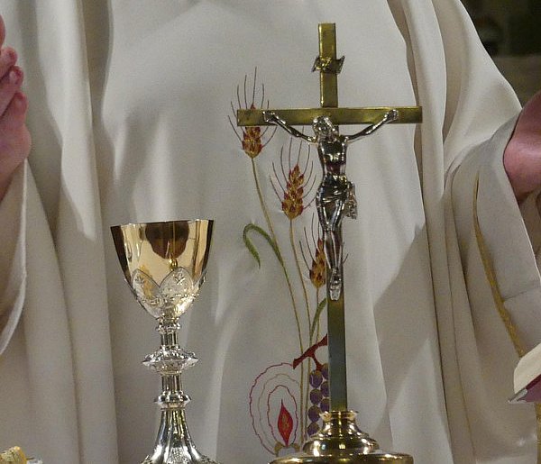 Obowiązkowe święto dla katolików. Wtedy trzeba iść do kościoła-98944