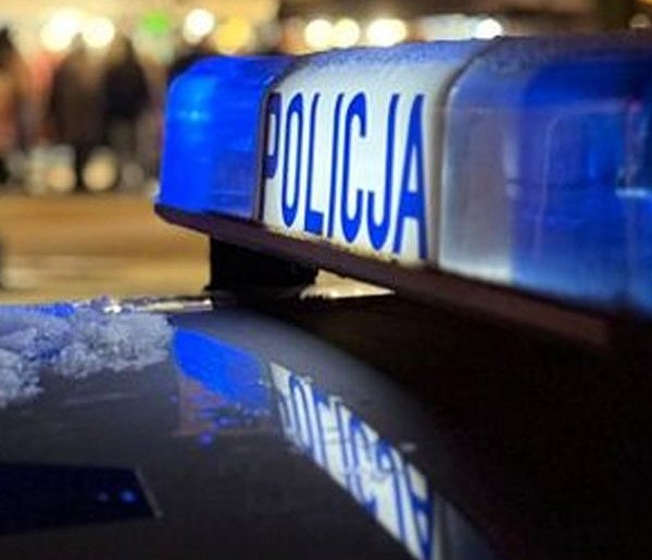 Zaufał fałszywym pracownikom banku i stracił blisko 40 tysięcy złotych