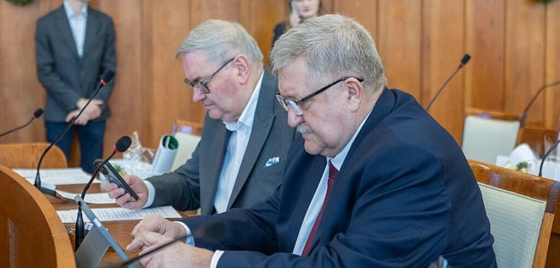 Sesja sejmiku województwa