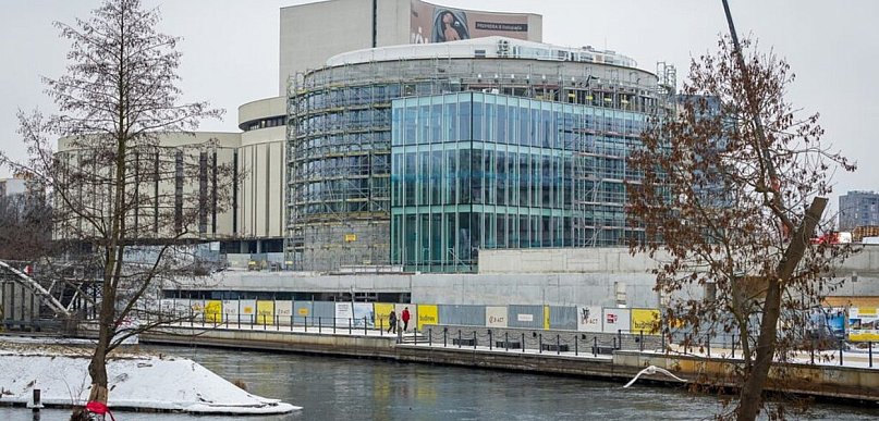 Opera Nova: inwestycja na finiszu