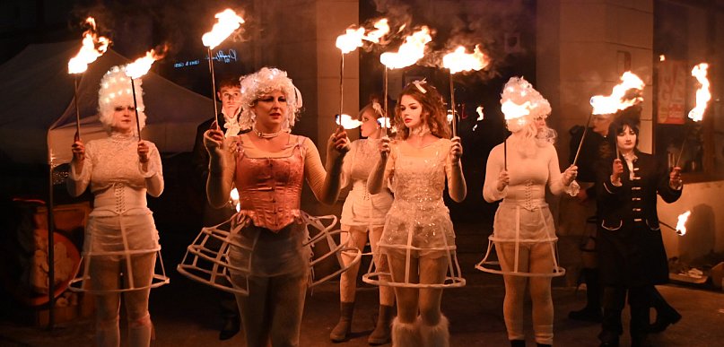 „Poemat płonący”- przemarsz Walentynkowy przygotowany przez Hidden Chełmno