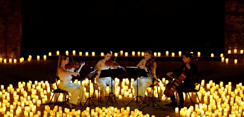 Poznaj koncerty przy świecach inspirowane Coldplay i muzyką filmową