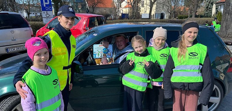 Bezpieczeństwo na pierwszym miejscu– finał działań: Na drodze – patrz i słuchaj