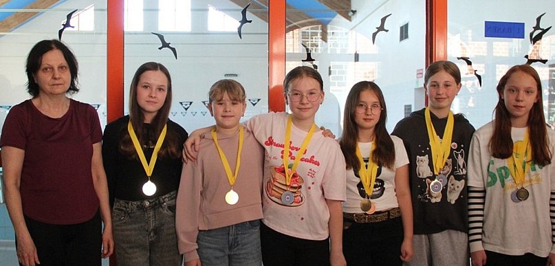 Mistrzostwa Chełmna Szkół Podstawowych w Pływaniu U-13 [WYNIKI, ZDJĘCIA]