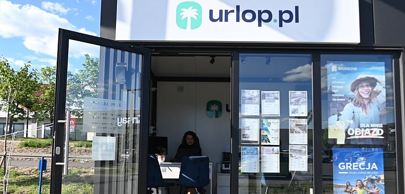 Biuro Urlop.pl w Chełmnie świętuje 1. urodziny! Rok pełen podróży i sukcesów