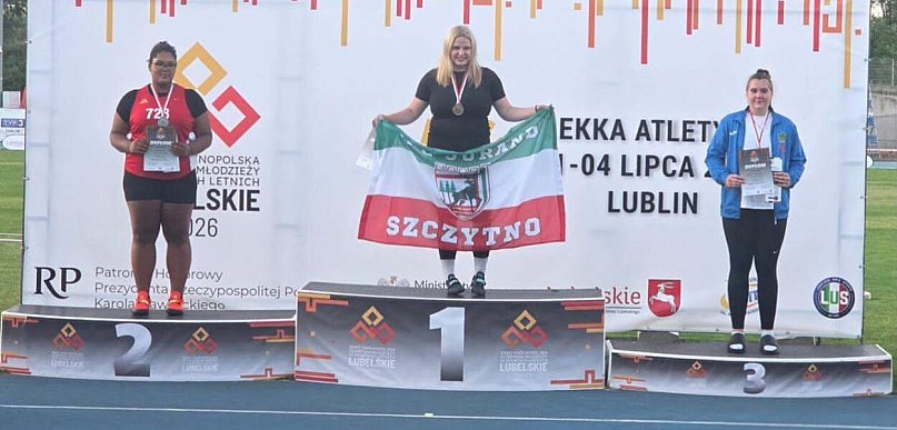 Julia Piotrowska z NADWIŚLANINA z brązowym medalem Mistrzostw Polski