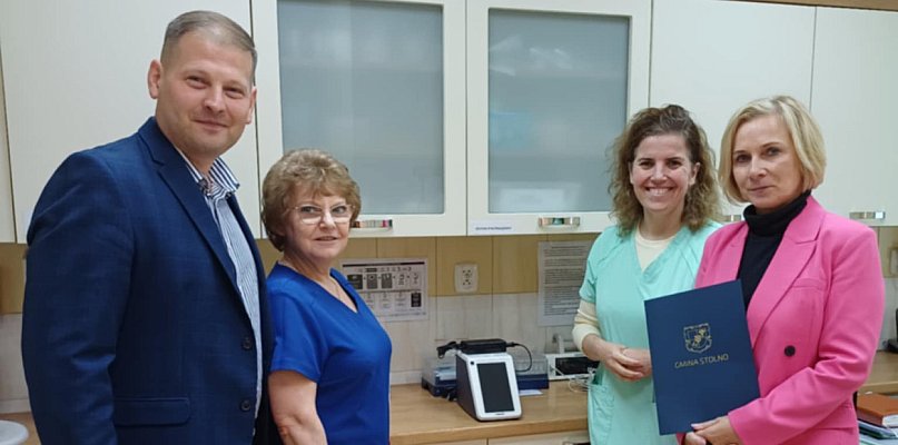 Nowy sprzęt dla Gminnego Ośrodka Zdrowia w Stolnie  - 95739