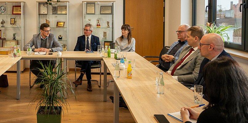 Wizyta Wojewody w Chełmnie. Tematem bezpieczeństwo oraz współpraca - 97325