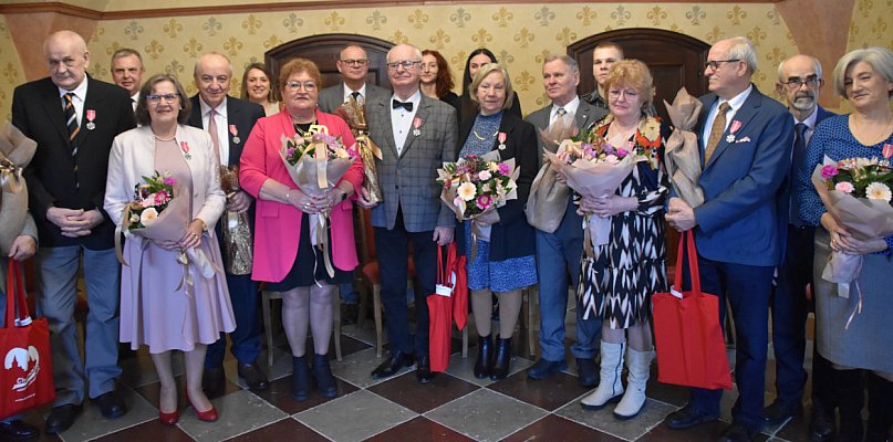 Medale Prezydenta z okazji długoletniego pożycia małżeńskiego - 99157