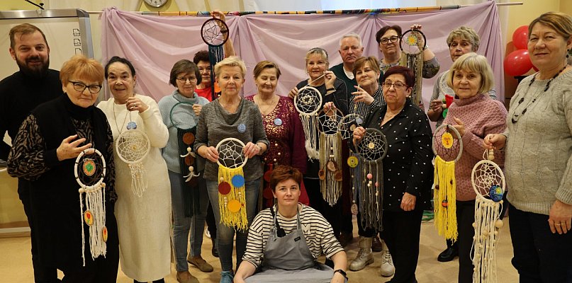 Zajęcia tworzenia łapaczy snów dla seniorów - 99547