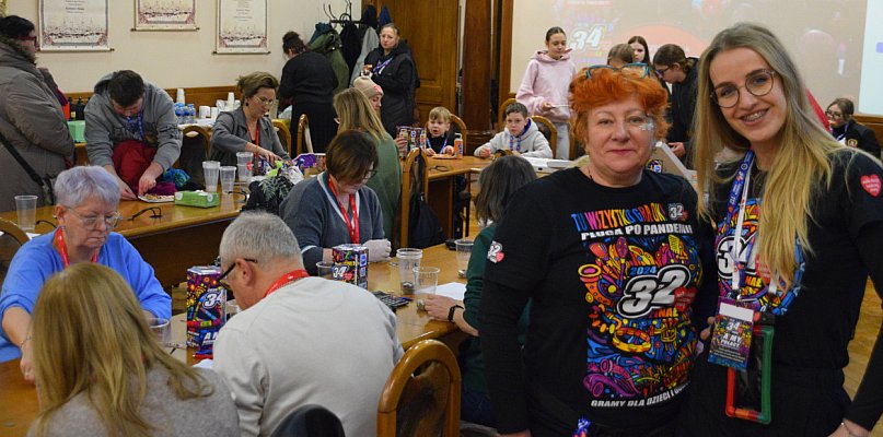 Trwa wielkie liczenie funduszy zbieranych dla WOŚP w Chełmnie