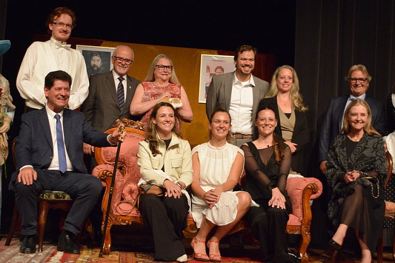 Spektakl słowno-muzyczny „Służąca Panią”